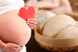 Bà bầu ăn yến chưng sẵn có tốt không?